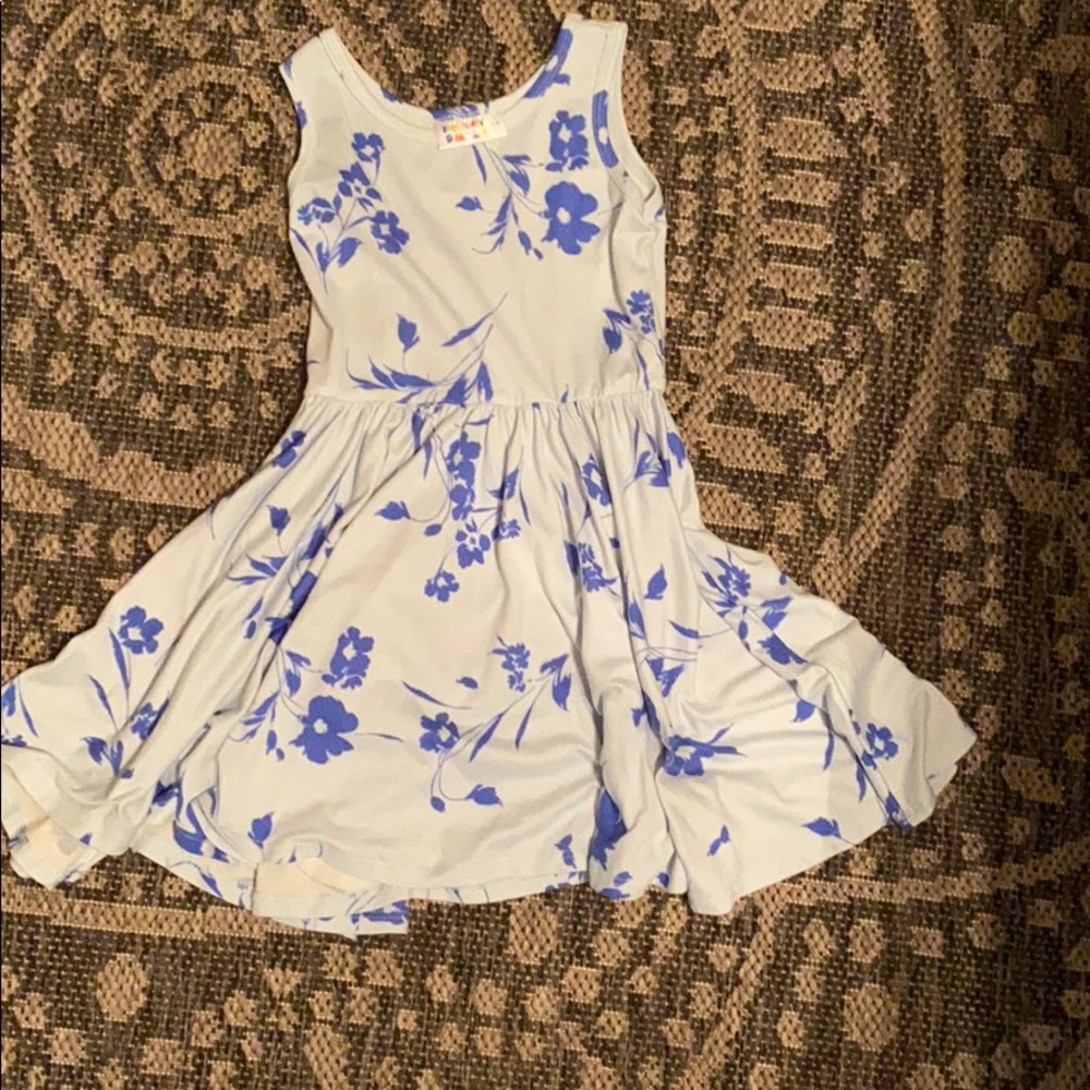 Blue floral tank 3/4